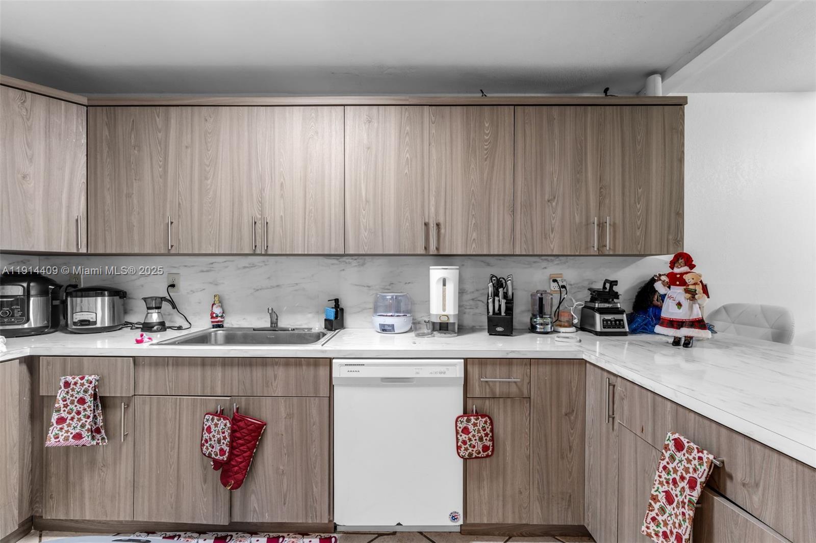 10000 NW 80th Ct 2226