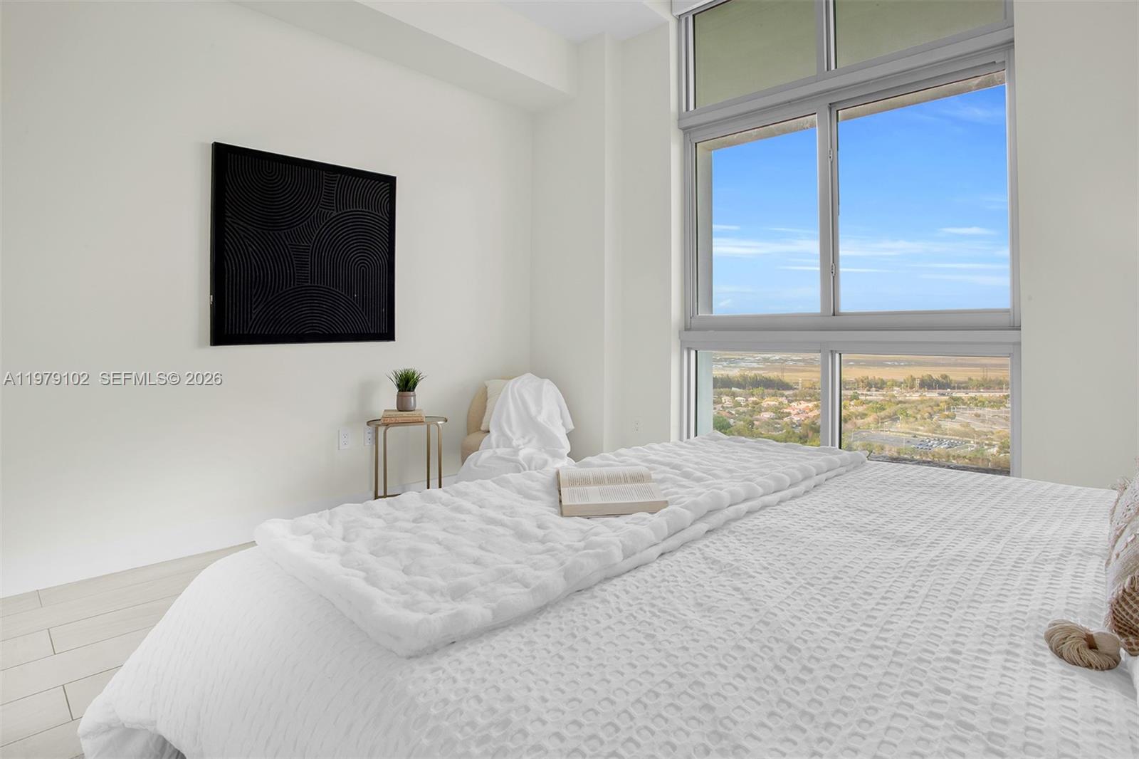 METROPICA NORTH TOWER ONE - Residential