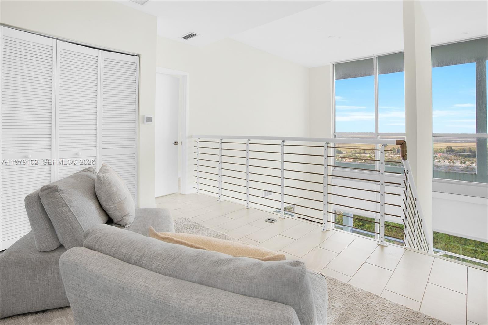 METROPICA NORTH TOWER ONE - Residential