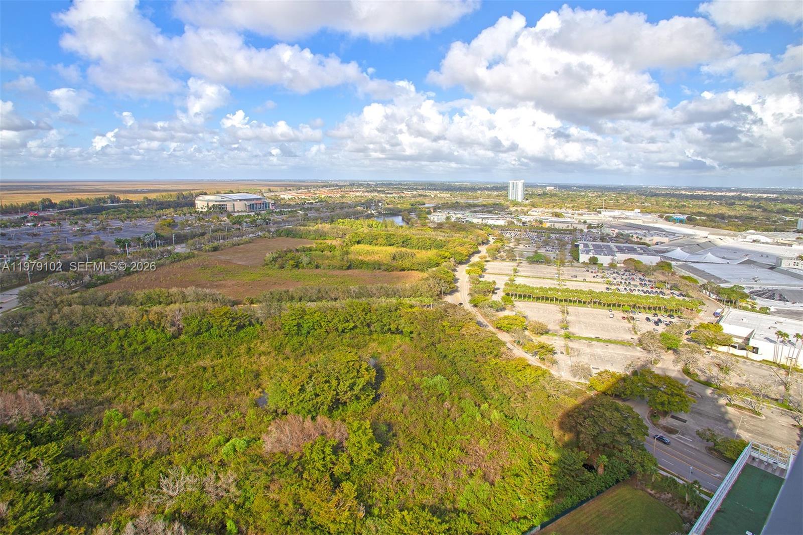 METROPICA NORTH TOWER ONE - Residential