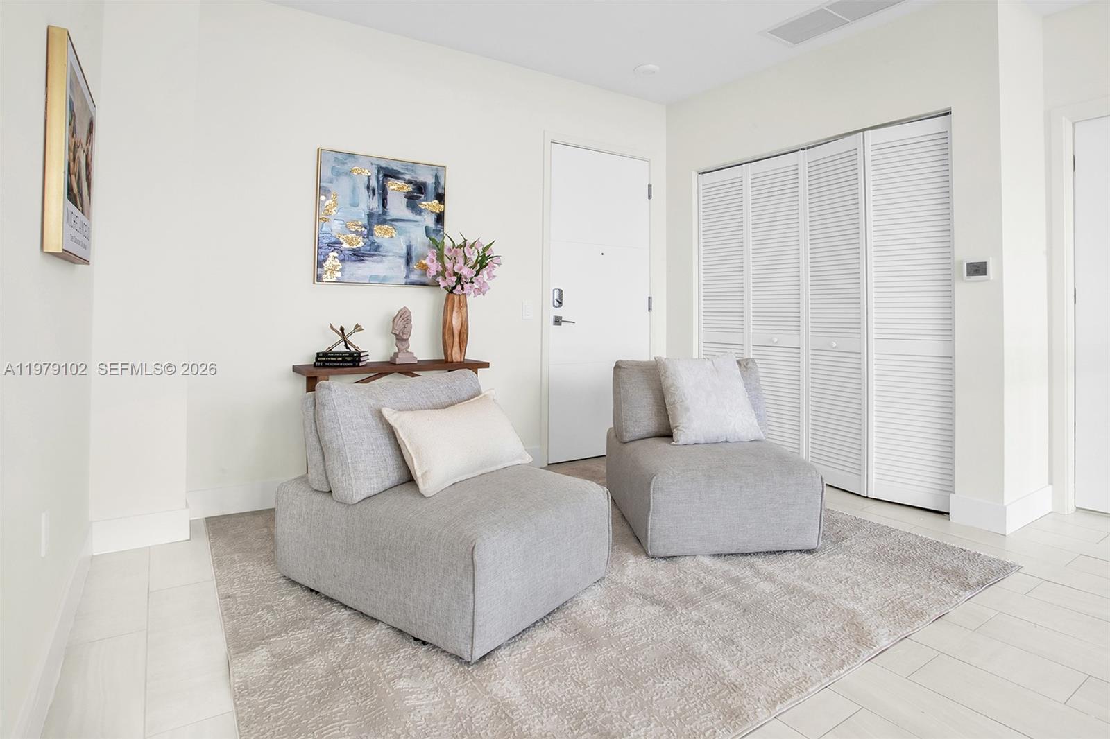 METROPICA NORTH TOWER ONE - Residential