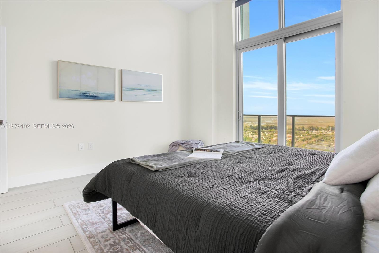 METROPICA NORTH TOWER ONE - Residential