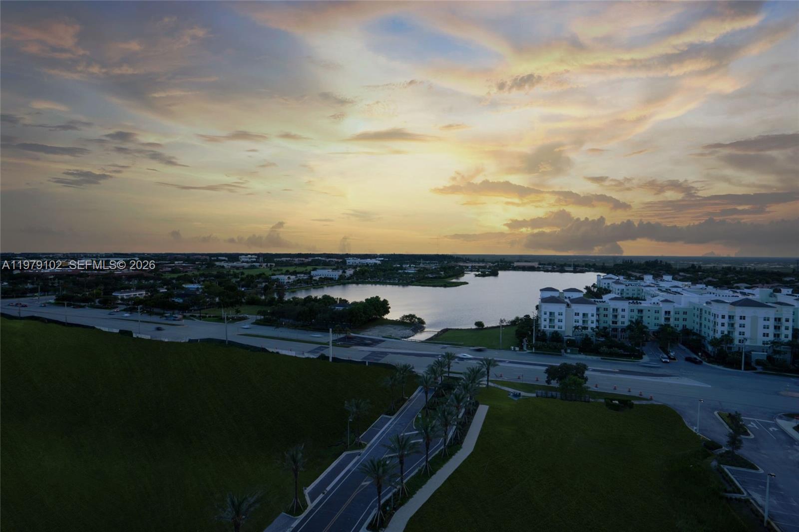 METROPICA NORTH TOWER ONE - Residential