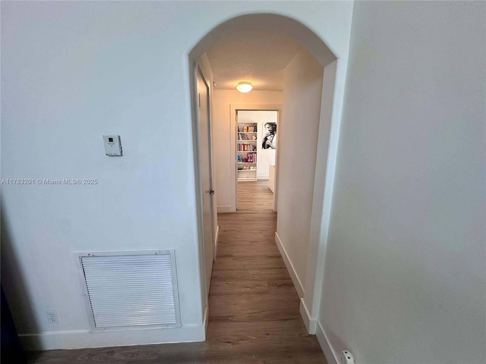 WOODSIDE ESTATES - Residential