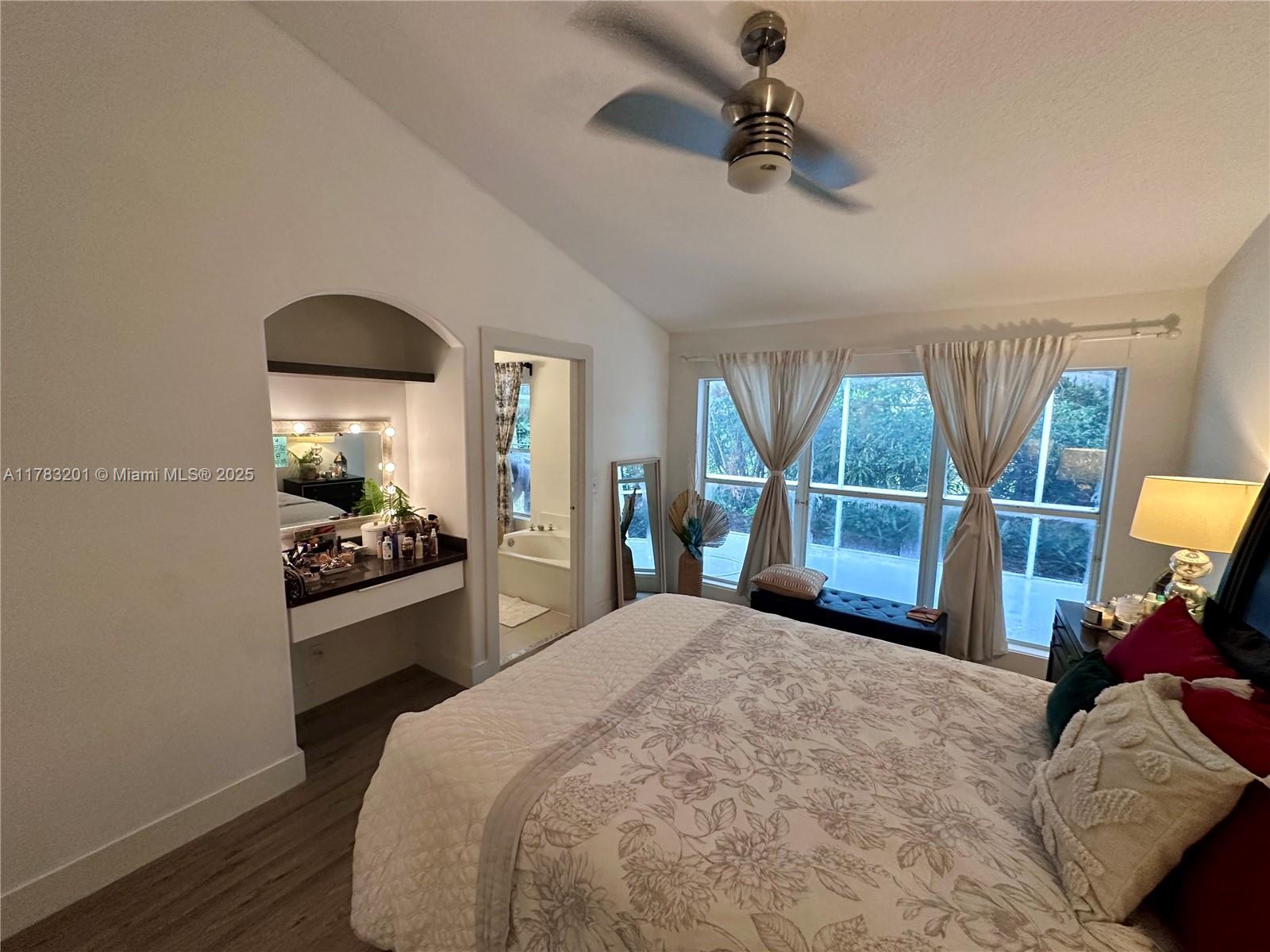 WOODSIDE ESTATES - Residential