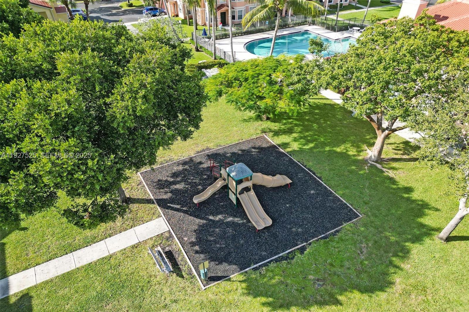 BELMONT AT NORTH LAUDERDA - Residential