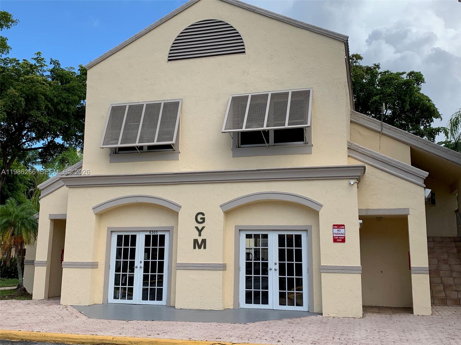 LAS VISTAS AT DORAL CONDO - Residential