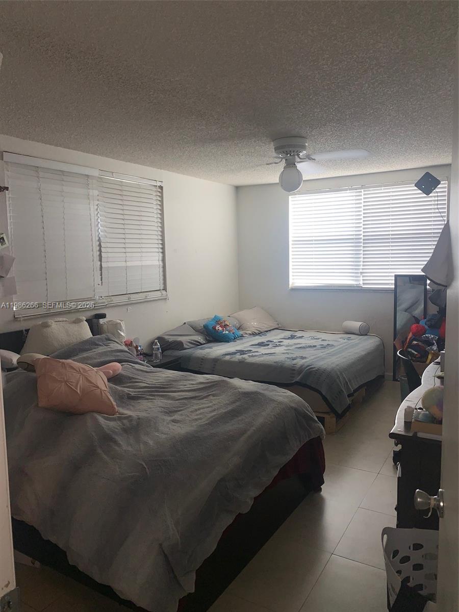 LAS VISTAS AT DORAL CONDO - Residential