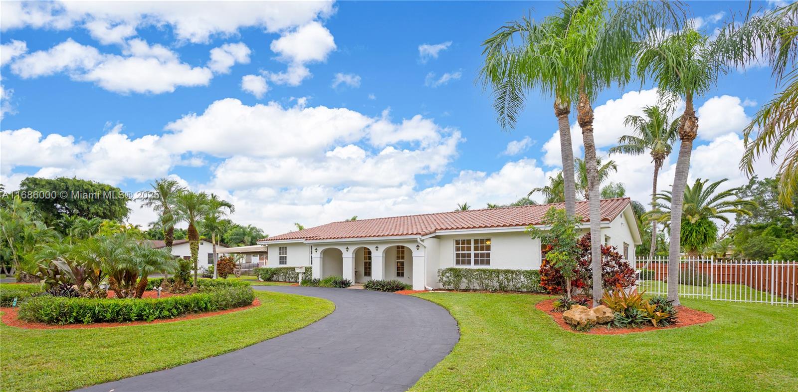 GLENWOOD ESTATES - Residential
