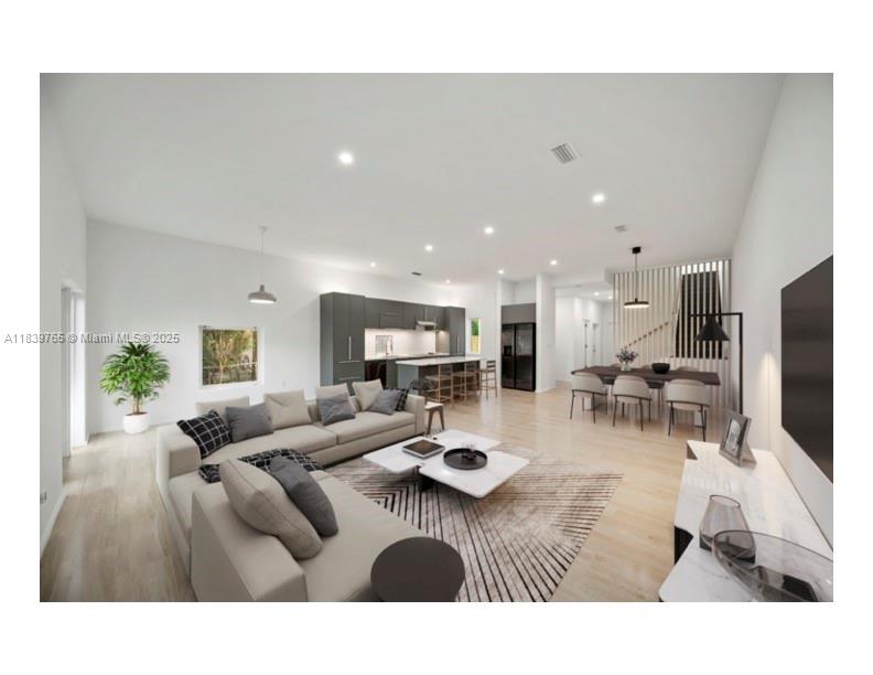 3435 NW 9th Ct 3435