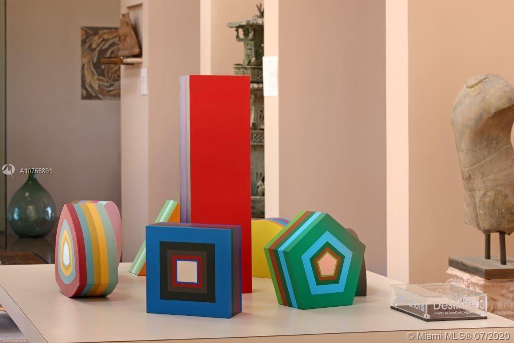 JUPITER ISLAND - Residential