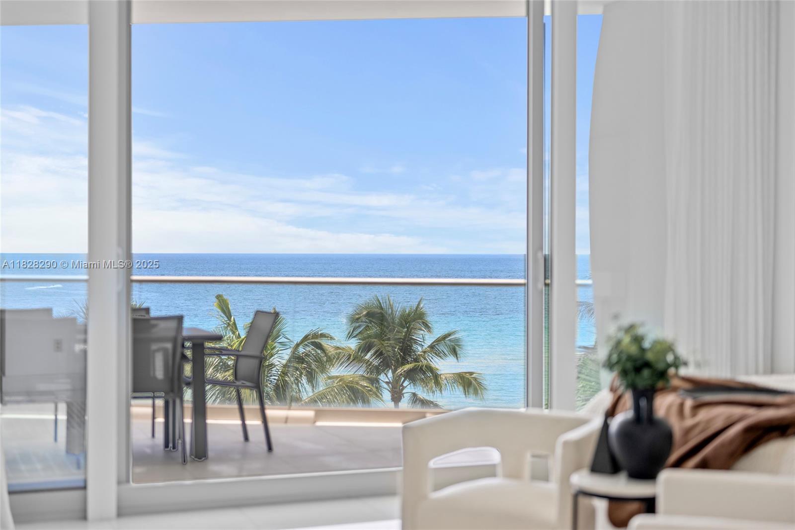 JADE SIGNATURE CONDO - Residential