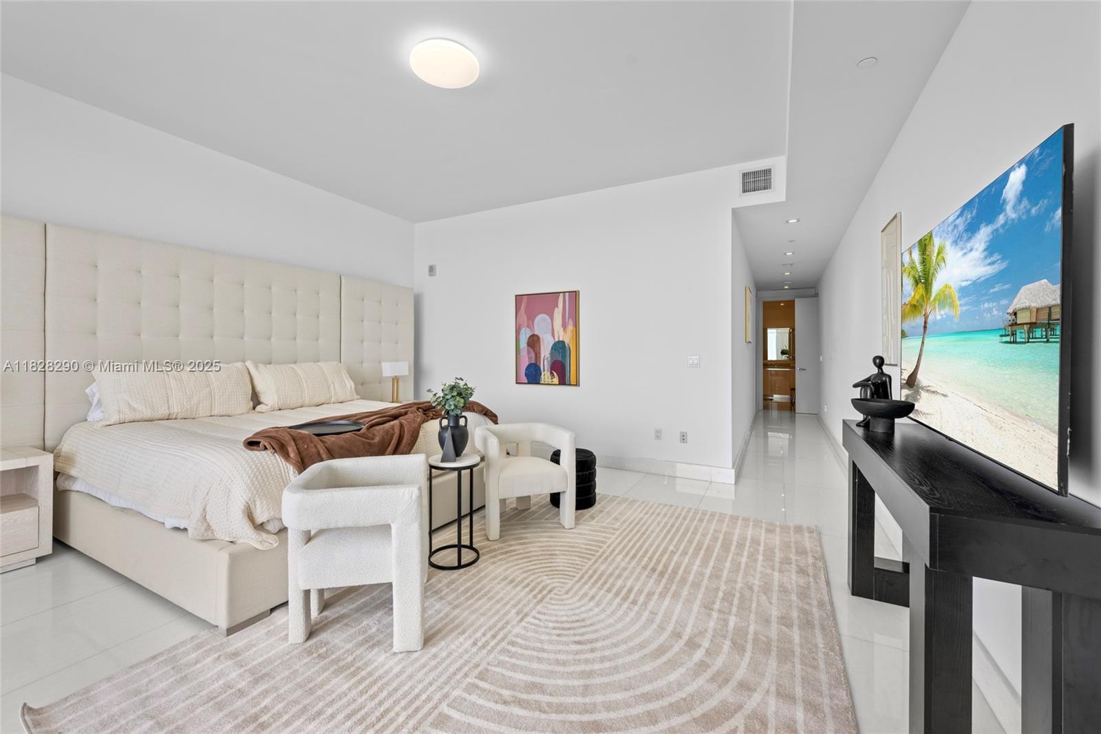 JADE SIGNATURE CONDO - Residential