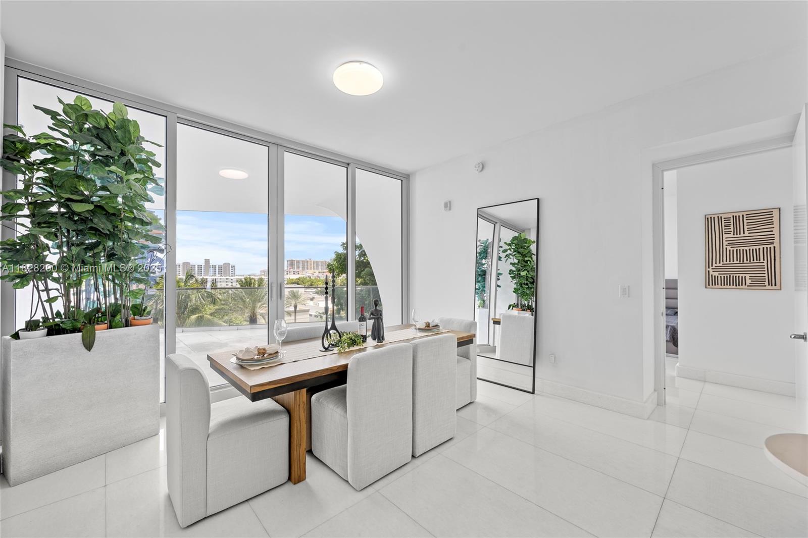 16901 Collins Ave 503