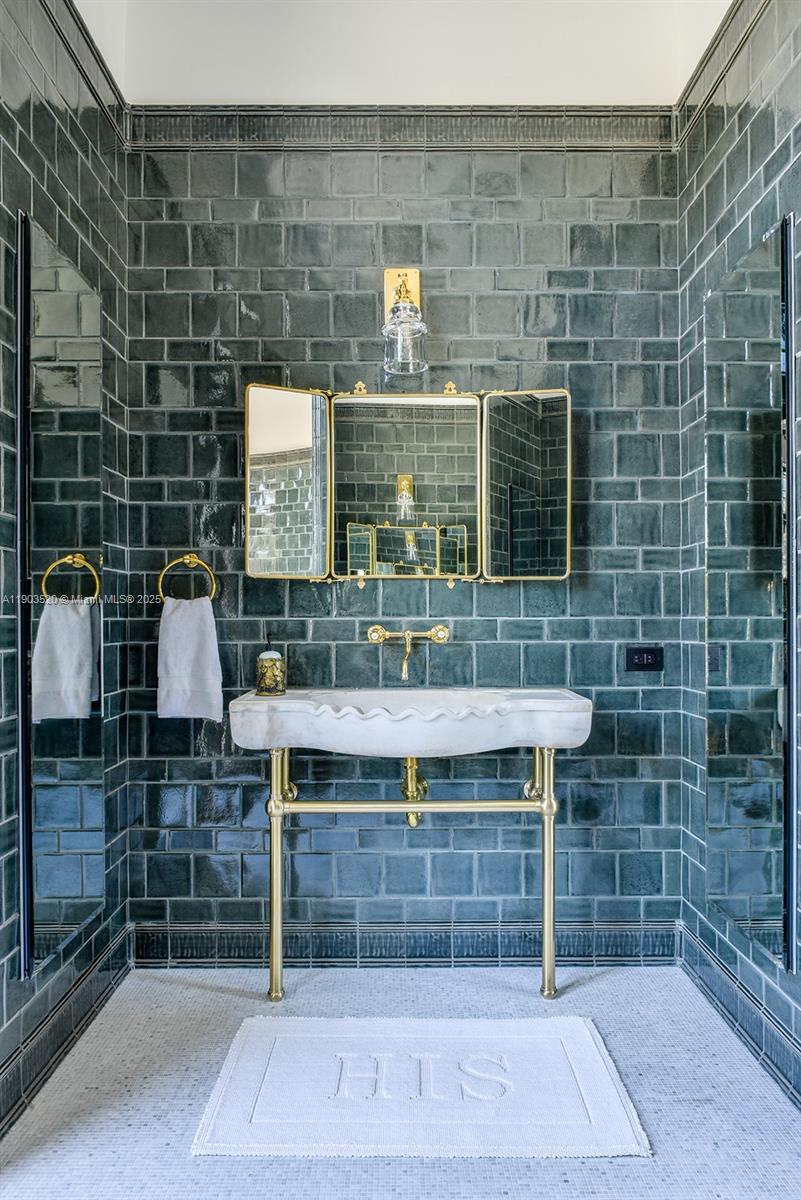 FELIX PARK HOME ACRES - Residential