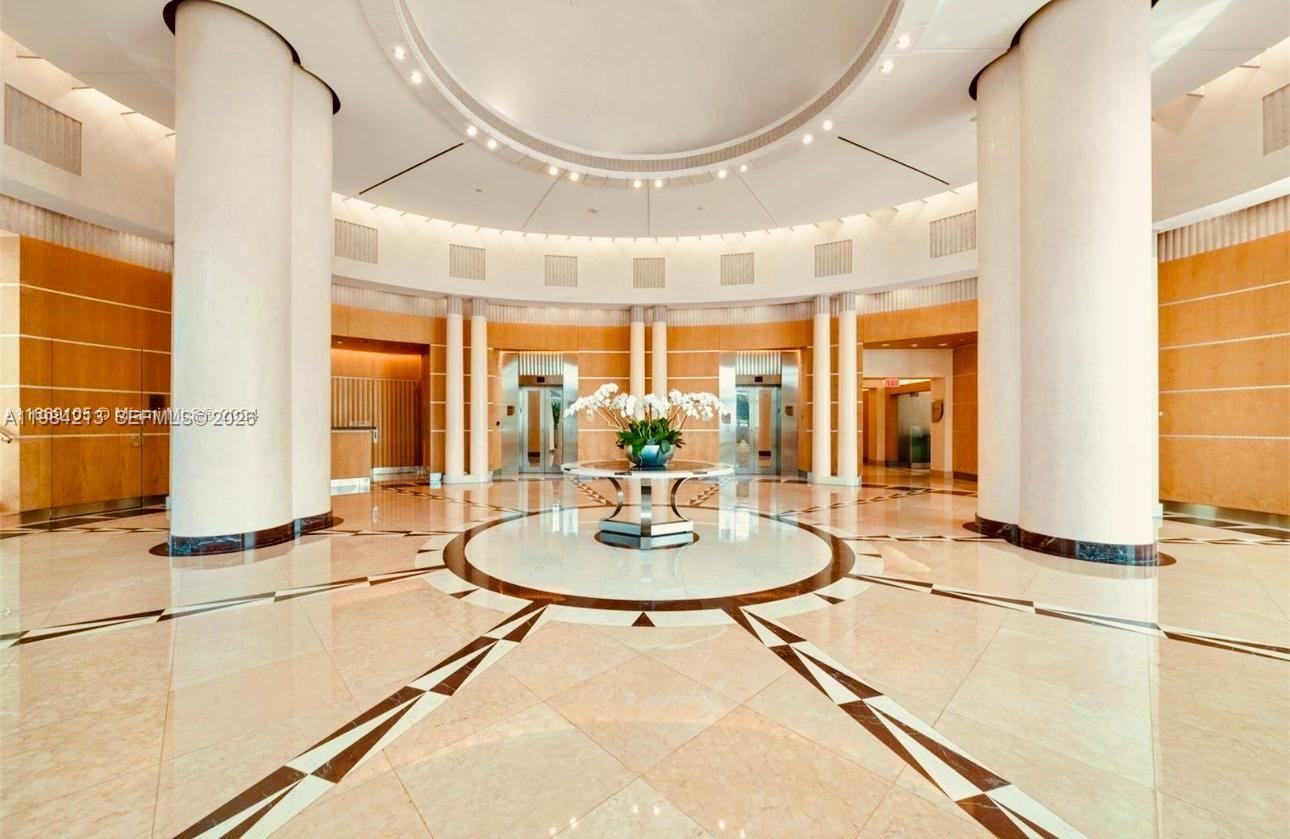 BRISTOL TOWER CONDO - Residential Lease