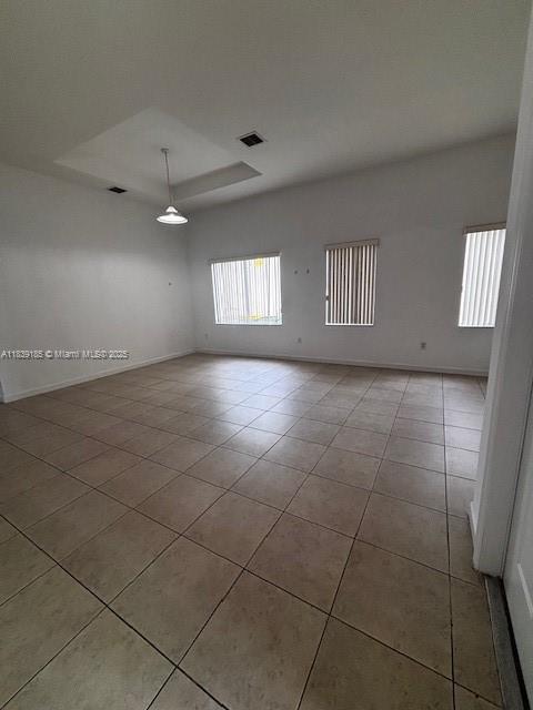 1464 NE 40th Rd