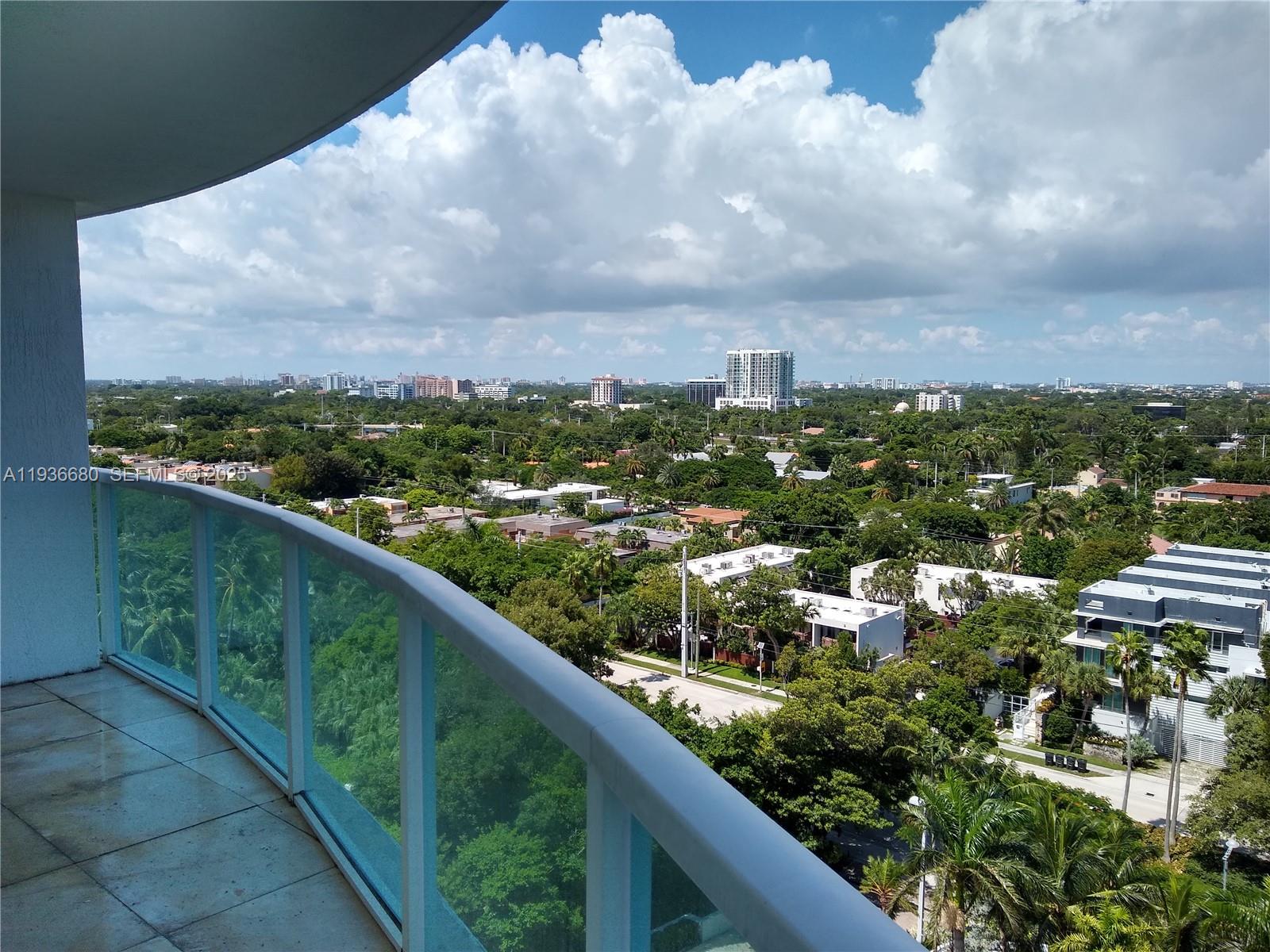 2101 Brickell Ave 1001