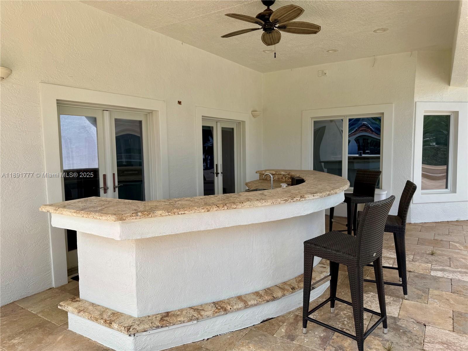 CORAL RIDGE COUNTRY CLUB - Residential