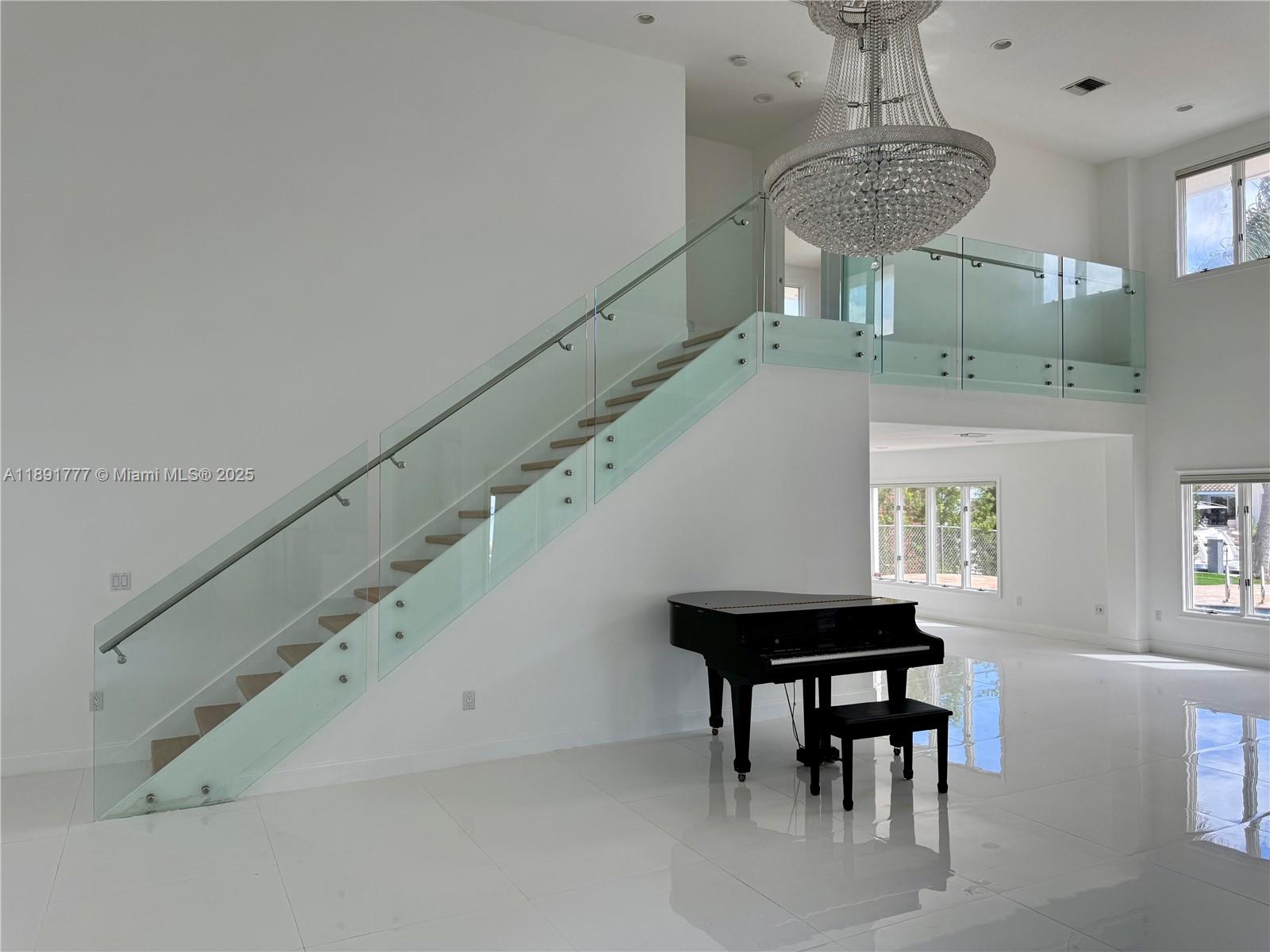 CORAL RIDGE COUNTRY CLUB - Residential