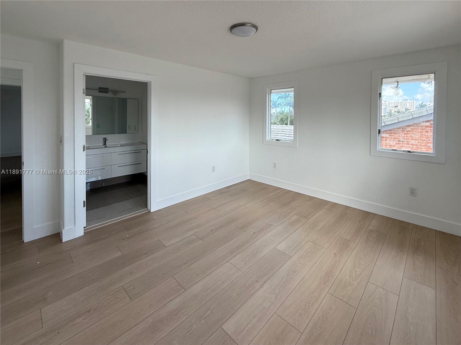 CORAL RIDGE COUNTRY CLUB - Residential