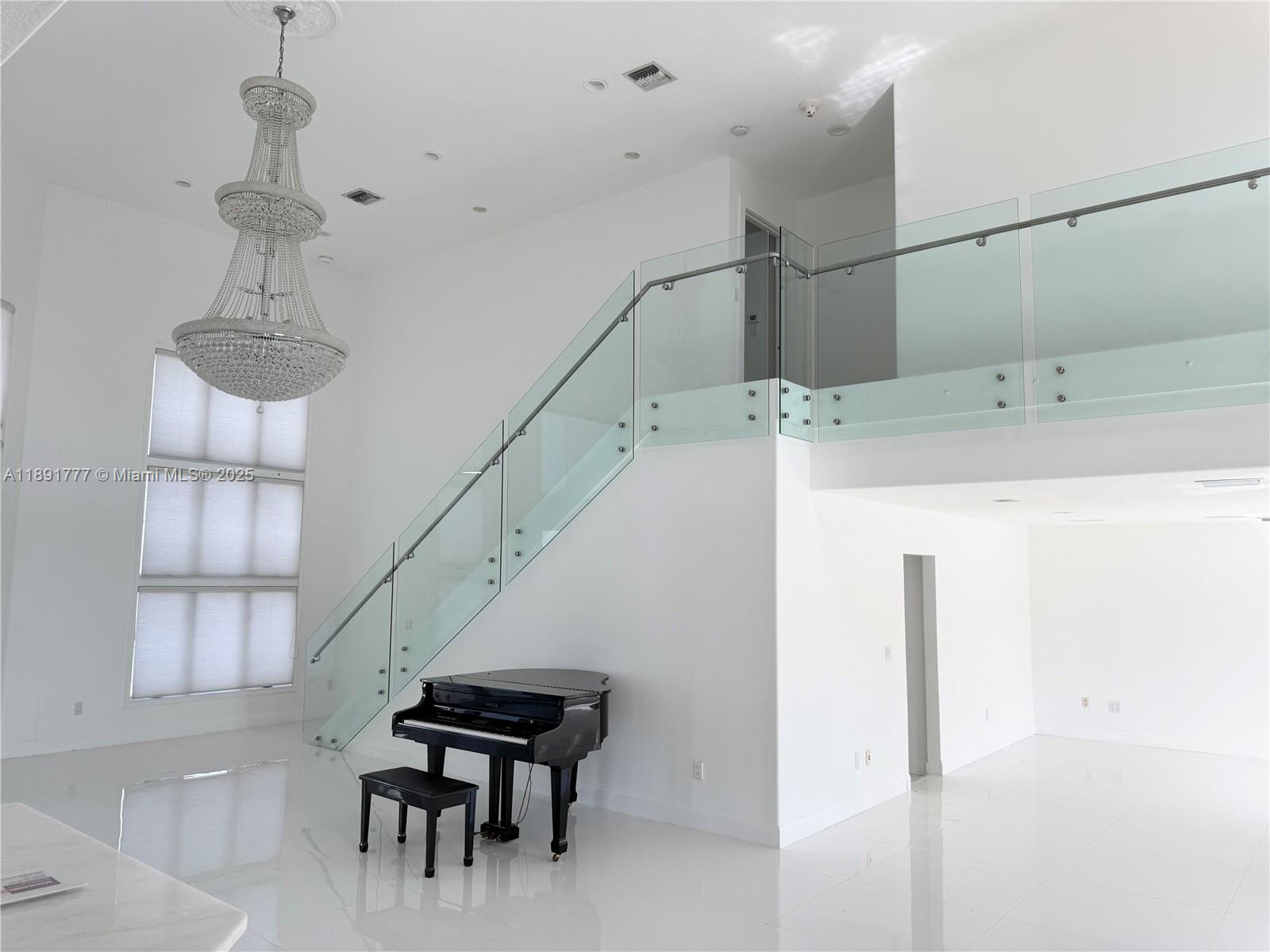 CORAL RIDGE COUNTRY CLUB - Residential