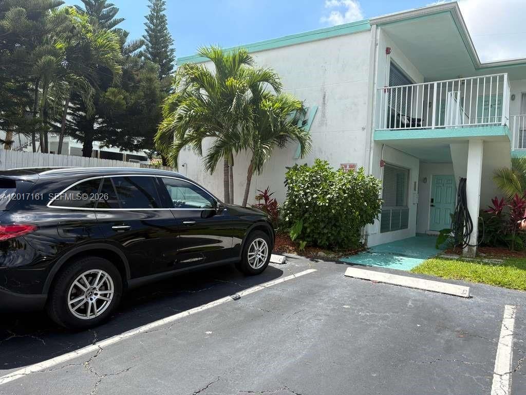 Photo of 3212 NE 7th Pl #10, Pompano Beach, FL 33062 (MLS # A12017161)