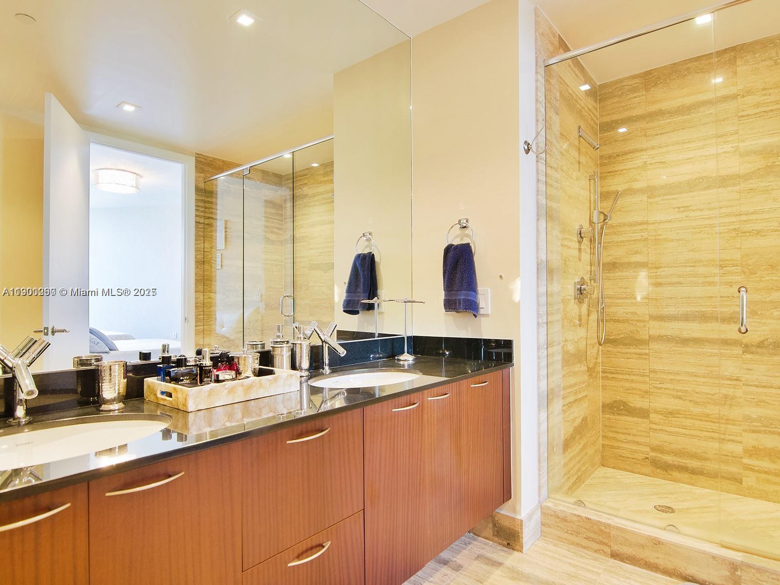 TDR TOWER II CONDO - Residential Lease