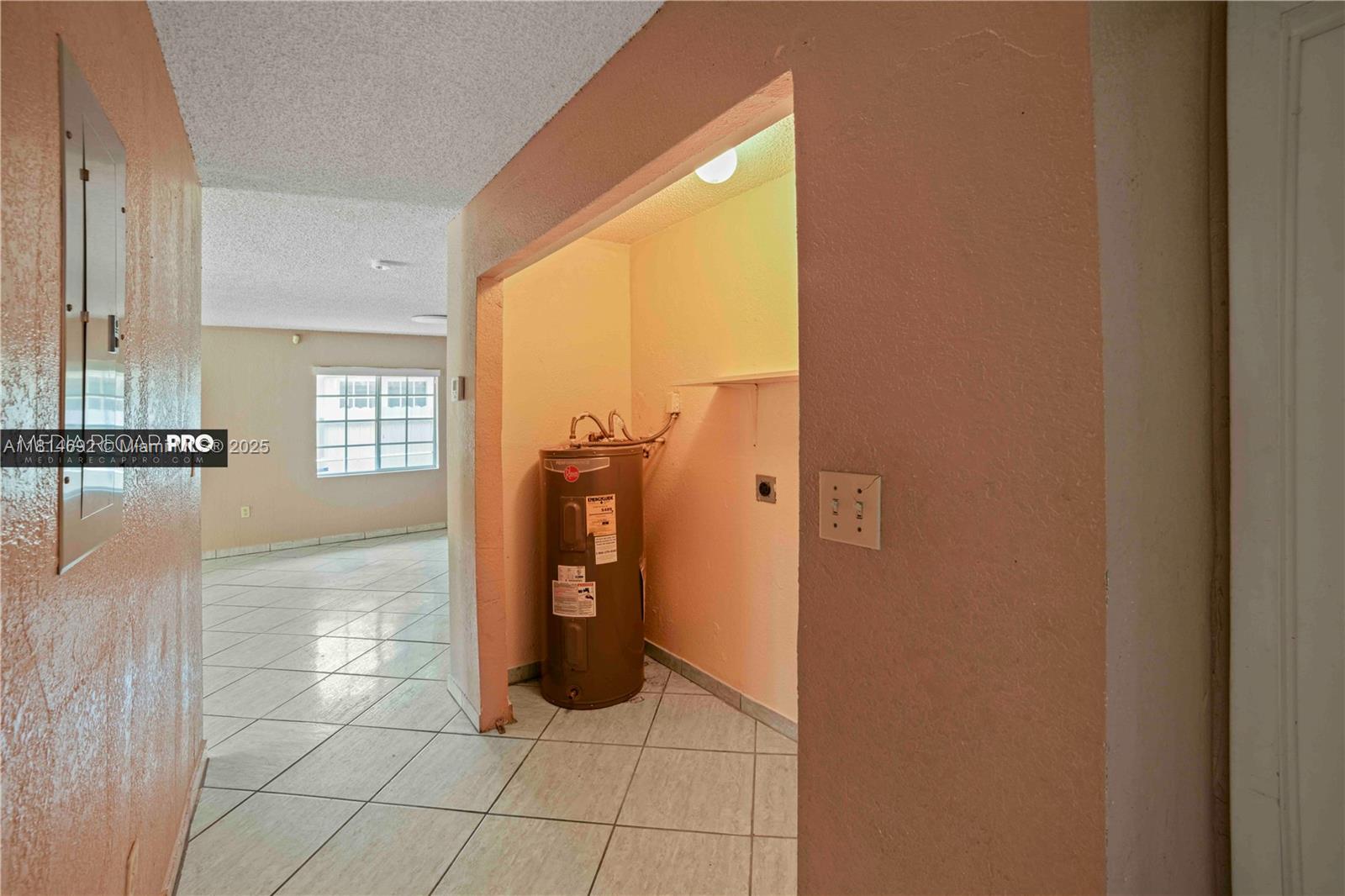 GOLDEN GLADES PARK 2ND AD - Residential