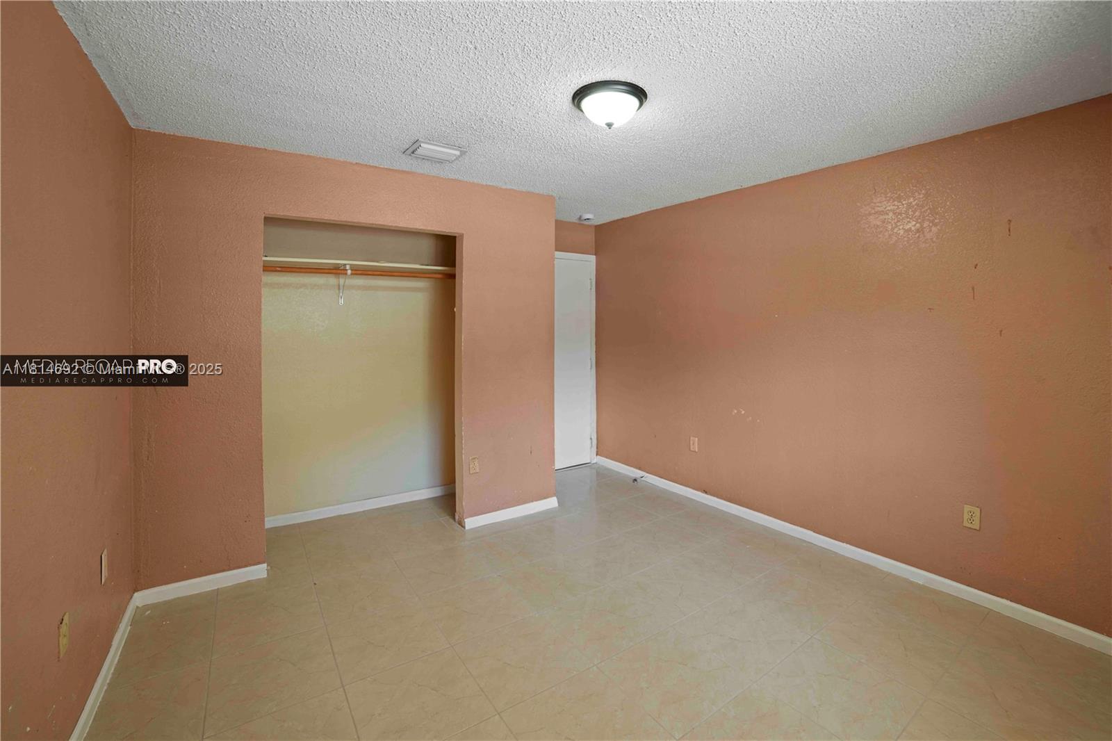 GOLDEN GLADES PARK 2ND AD - Residential
