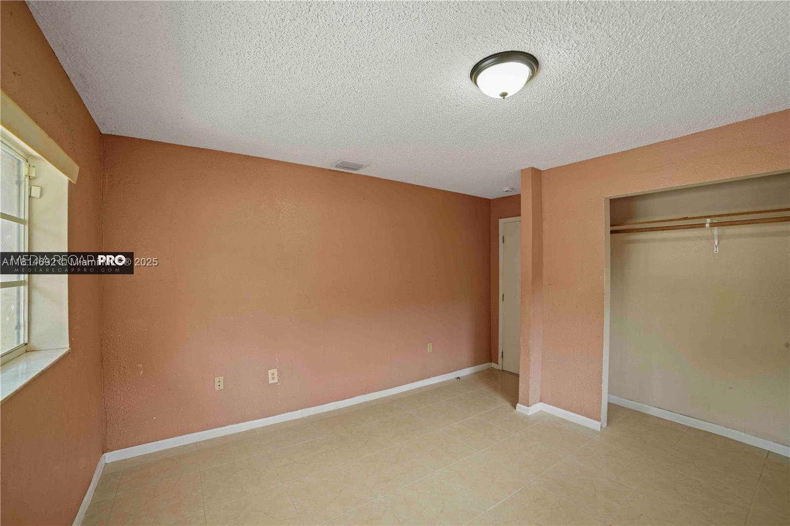 GOLDEN GLADES PARK 2ND AD - Residential