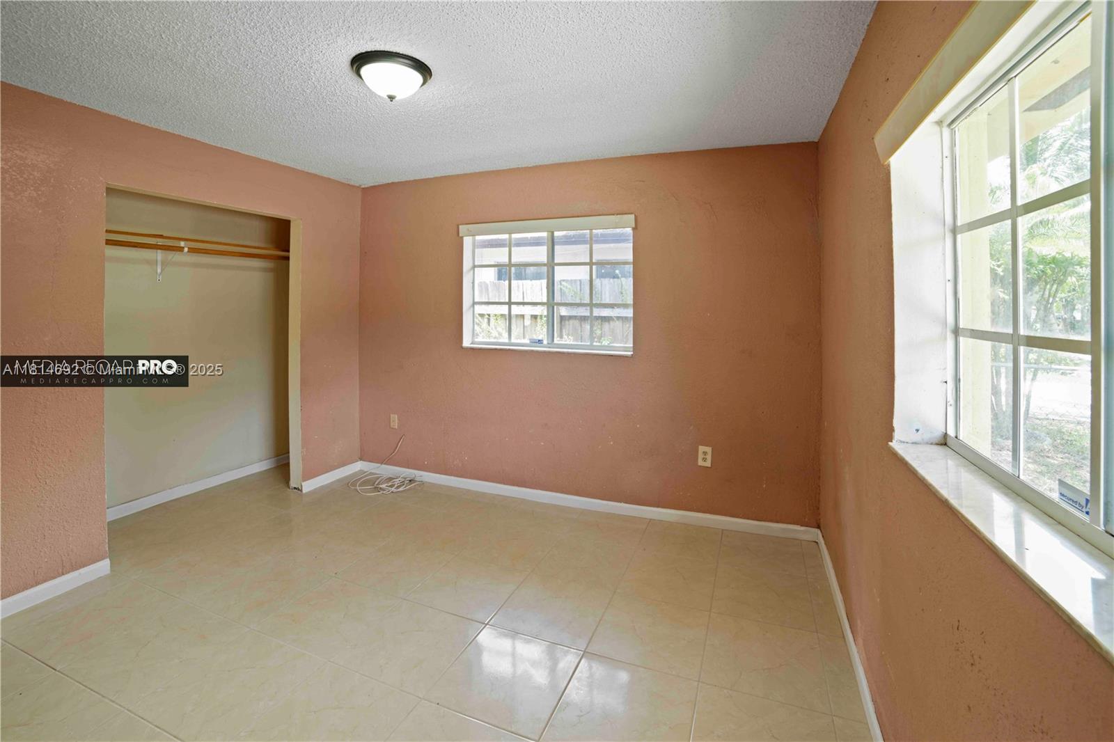 GOLDEN GLADES PARK 2ND AD - Residential