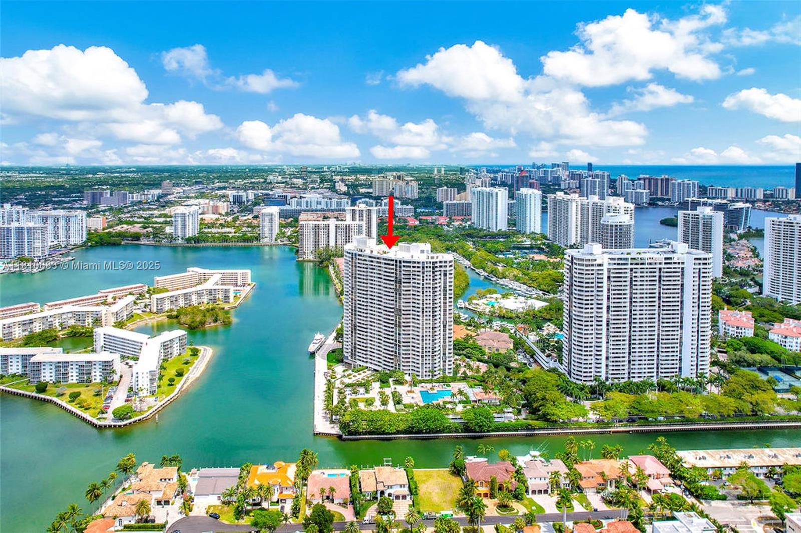 1000 Williams Island - Residential