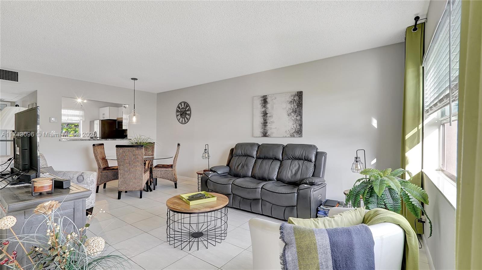 Property for Sale at 4706 Nw 36th St 507, Lauderdale Lakes, Broward County, Florida - Bedrooms: 1 
Bathrooms: 1  - $114,900