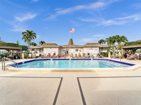 A home in Lauderdale Lakes