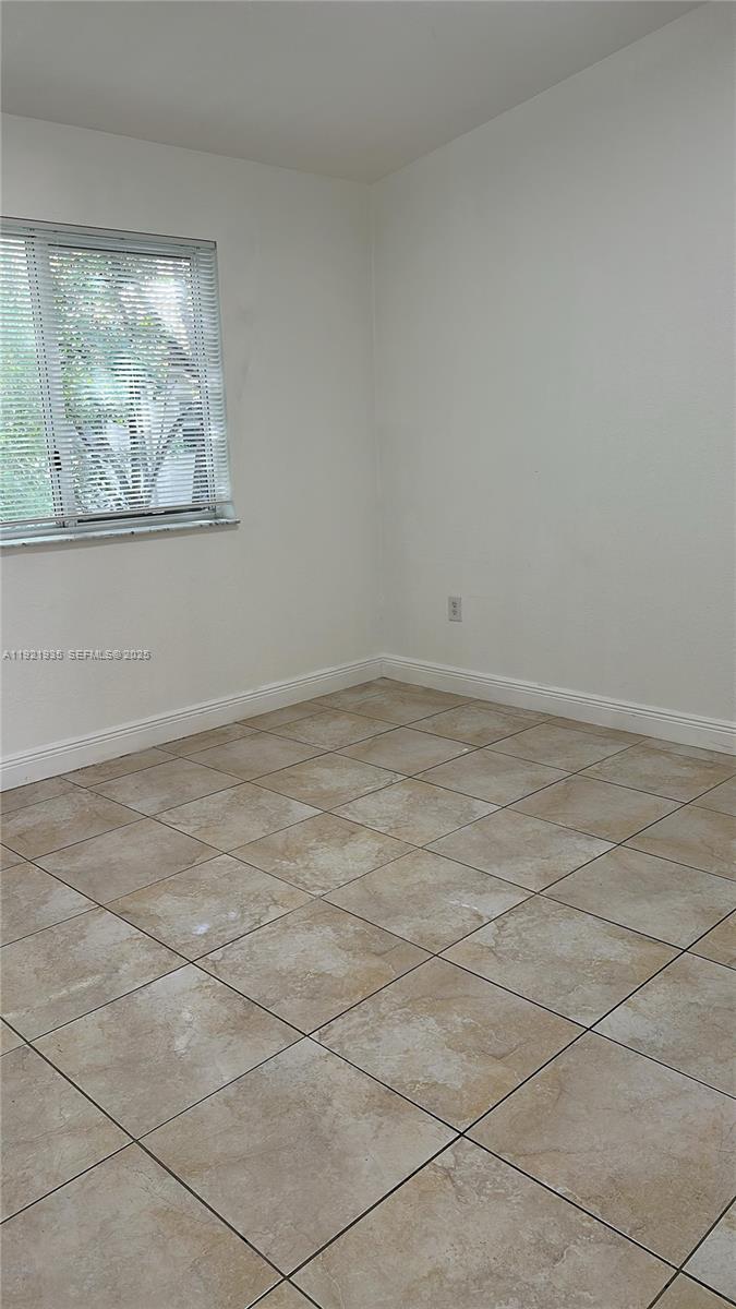 VENETIA GARDENS CONDO - Residential Lease