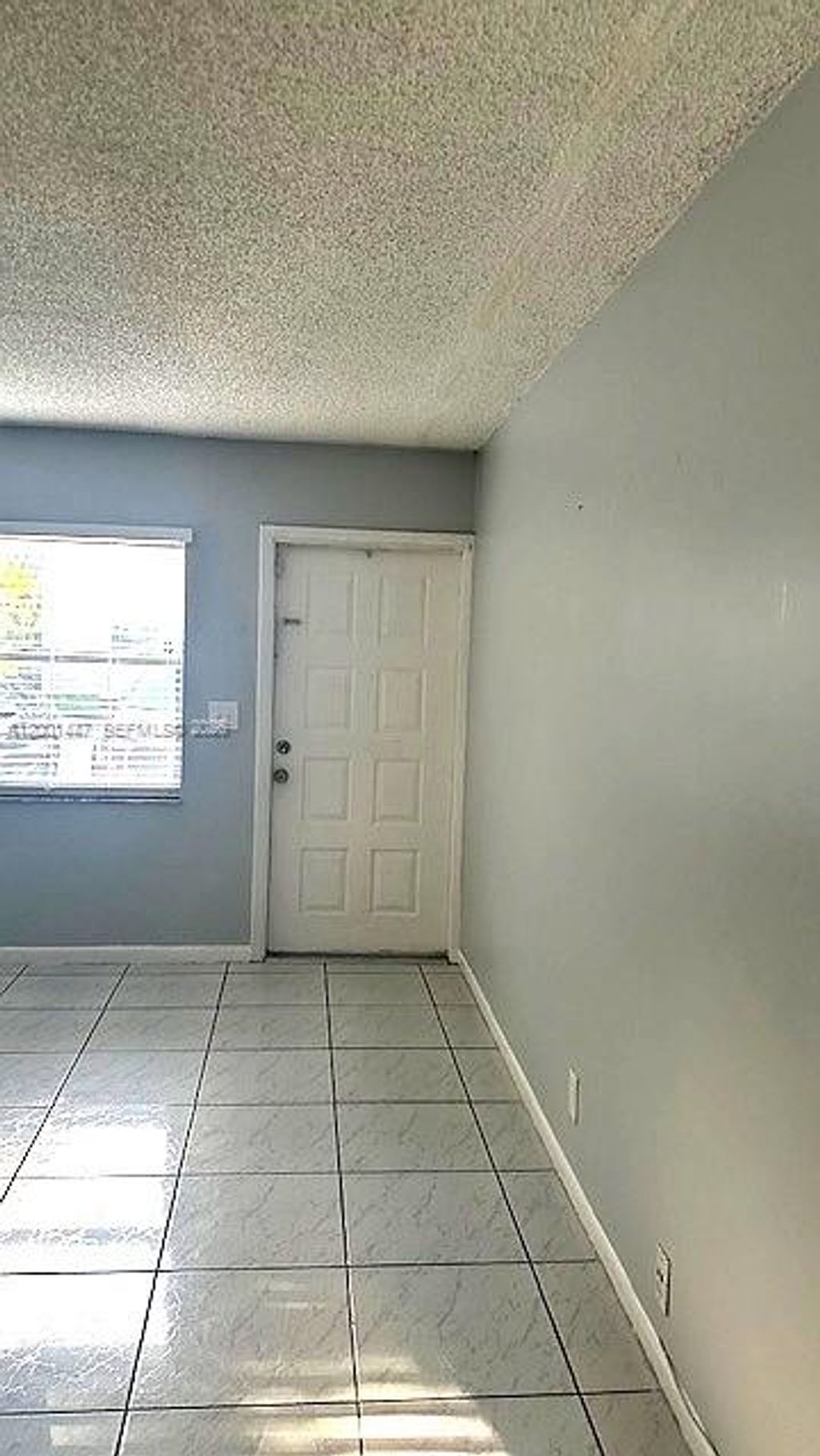 Photo of 10176 Twin Lakes Dr #13-C, Coral Springs, FL 33071 (MLS # A12001447)