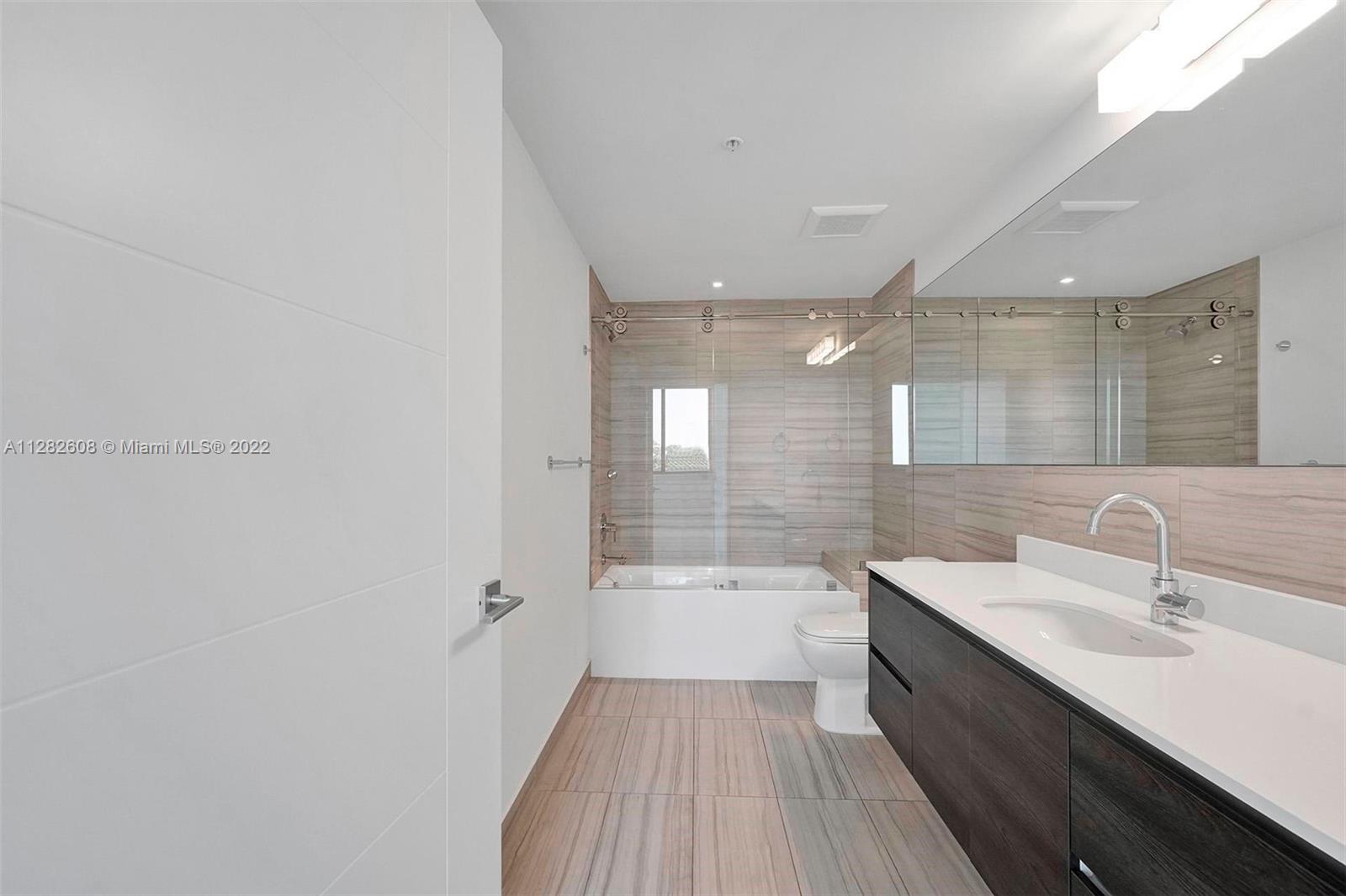 MERRICK MANOR - Residential Lease