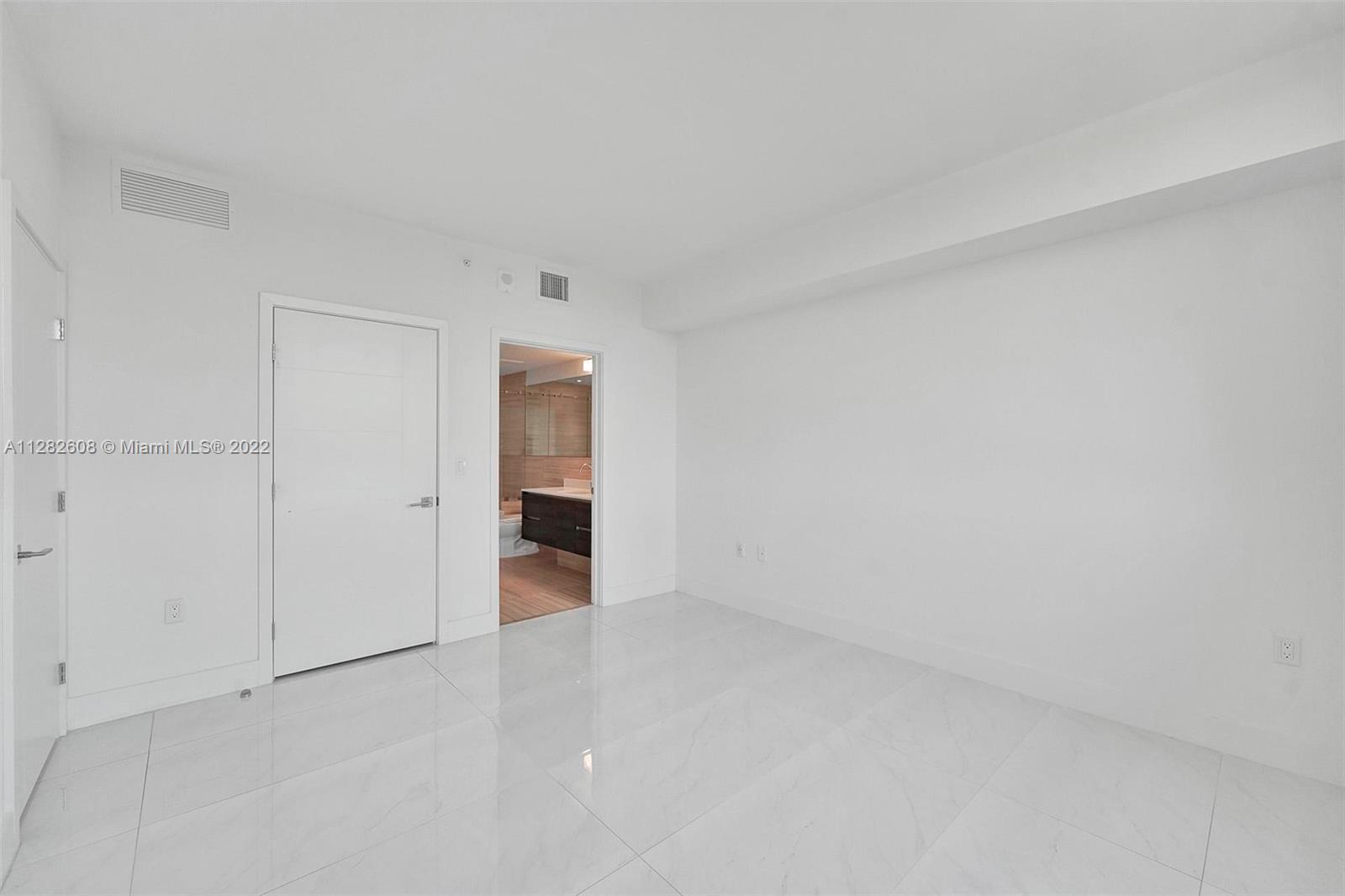 MERRICK MANOR - Residential Lease