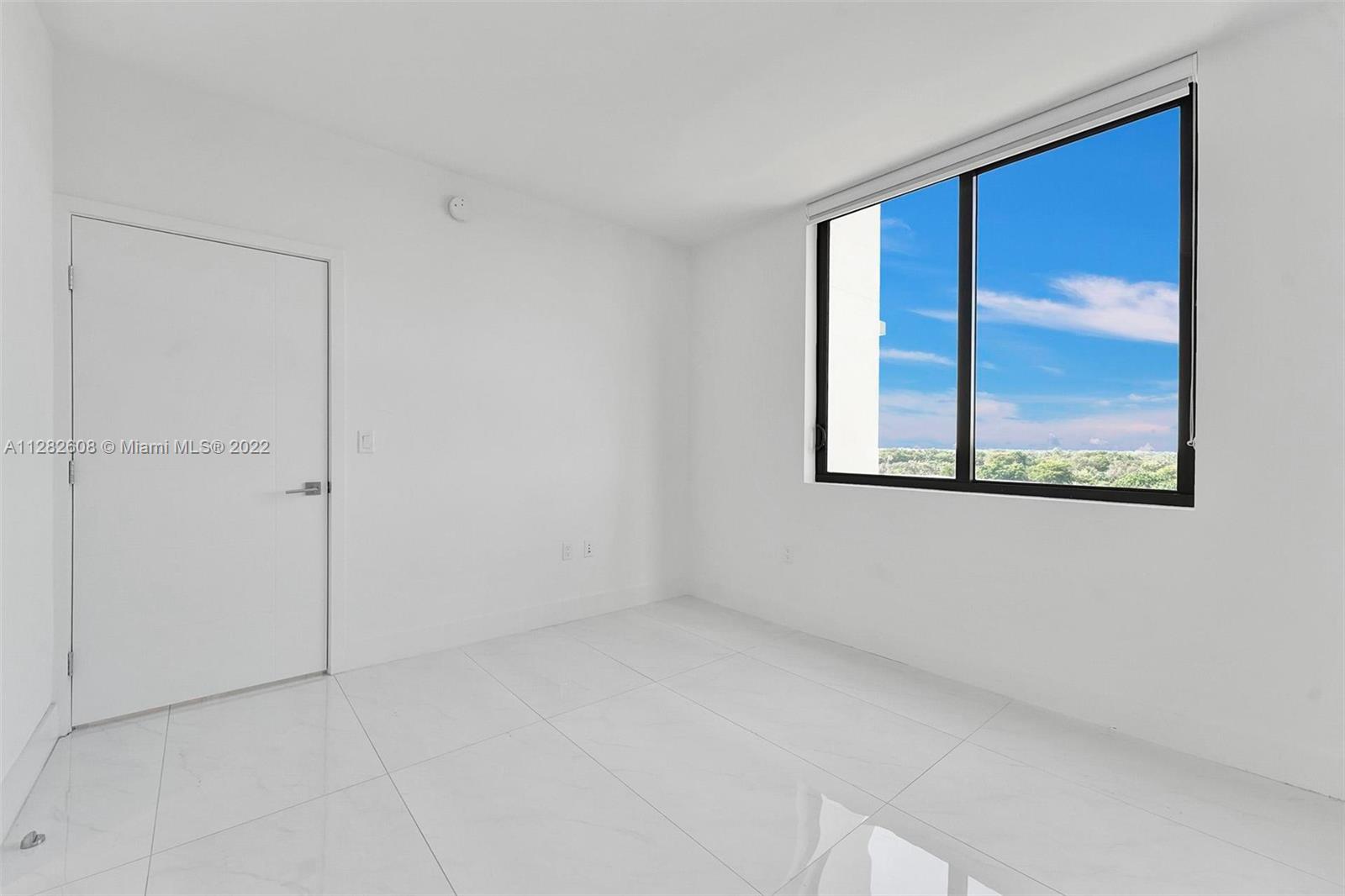 MERRICK MANOR - Residential Lease