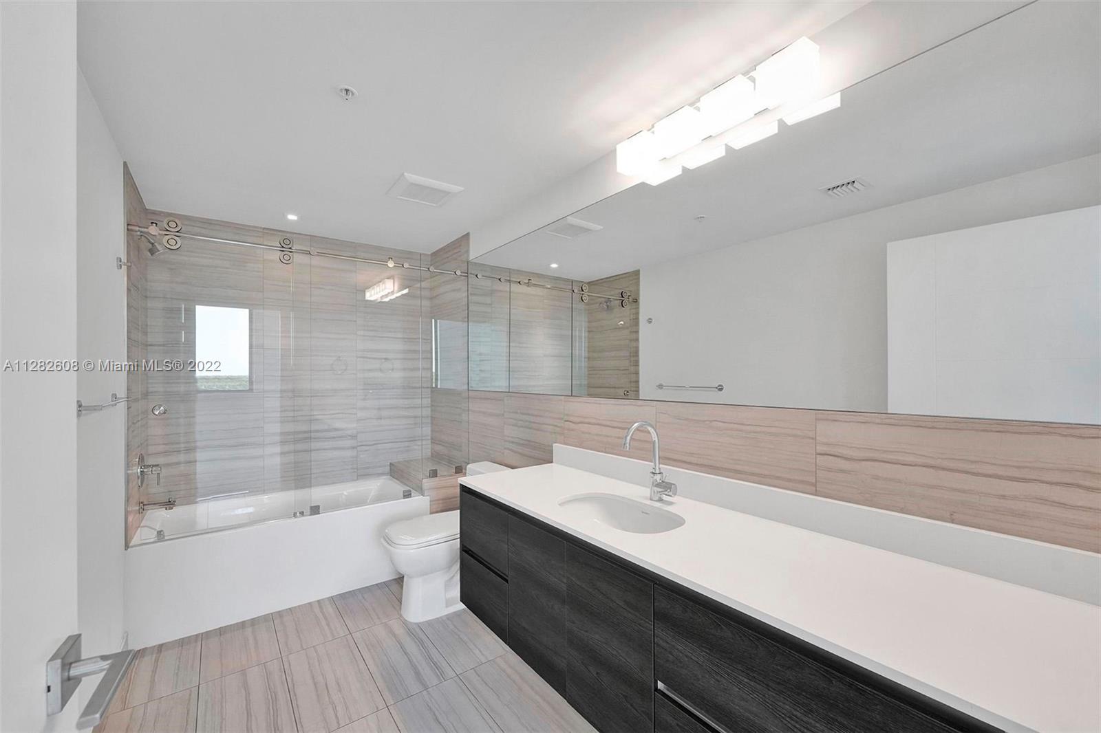 MERRICK MANOR - Residential Lease