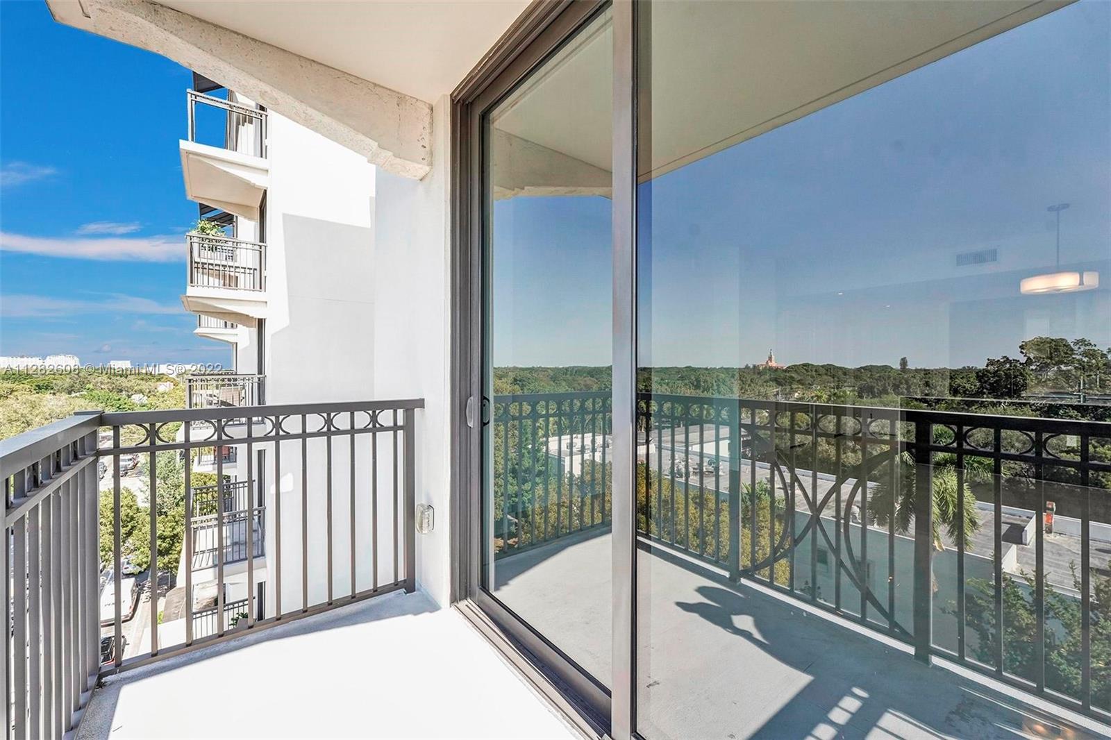 MERRICK MANOR - Residential Lease