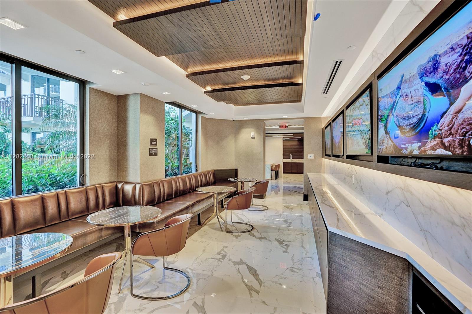 MERRICK MANOR - Residential Lease