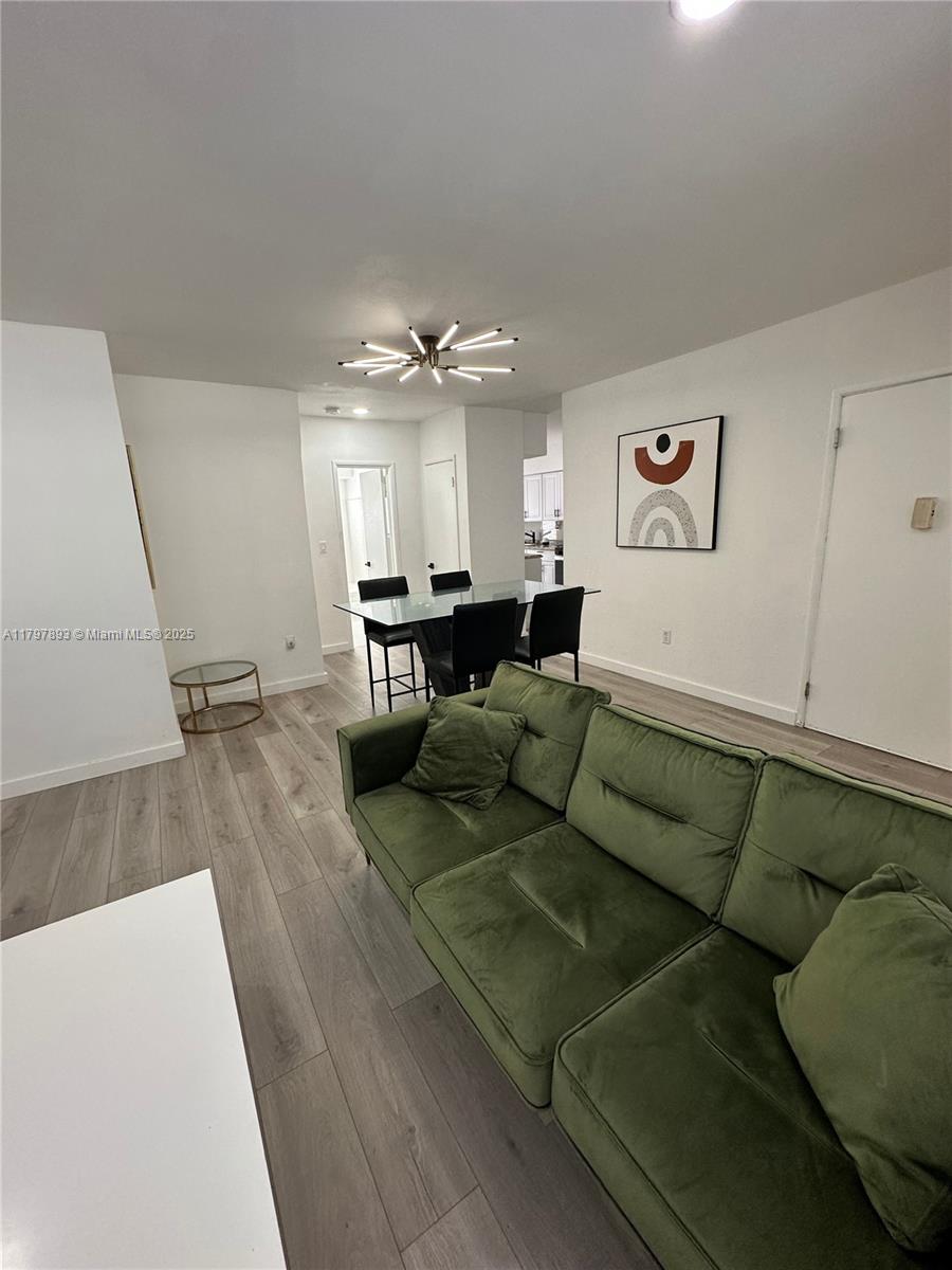 Address Not Disclosed, Surfside, Miami-Dade County, Florida - 2 Bedrooms  
1 Bathrooms - 