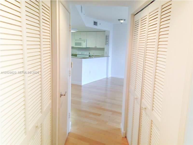 19501 W Country Club Dr 1511