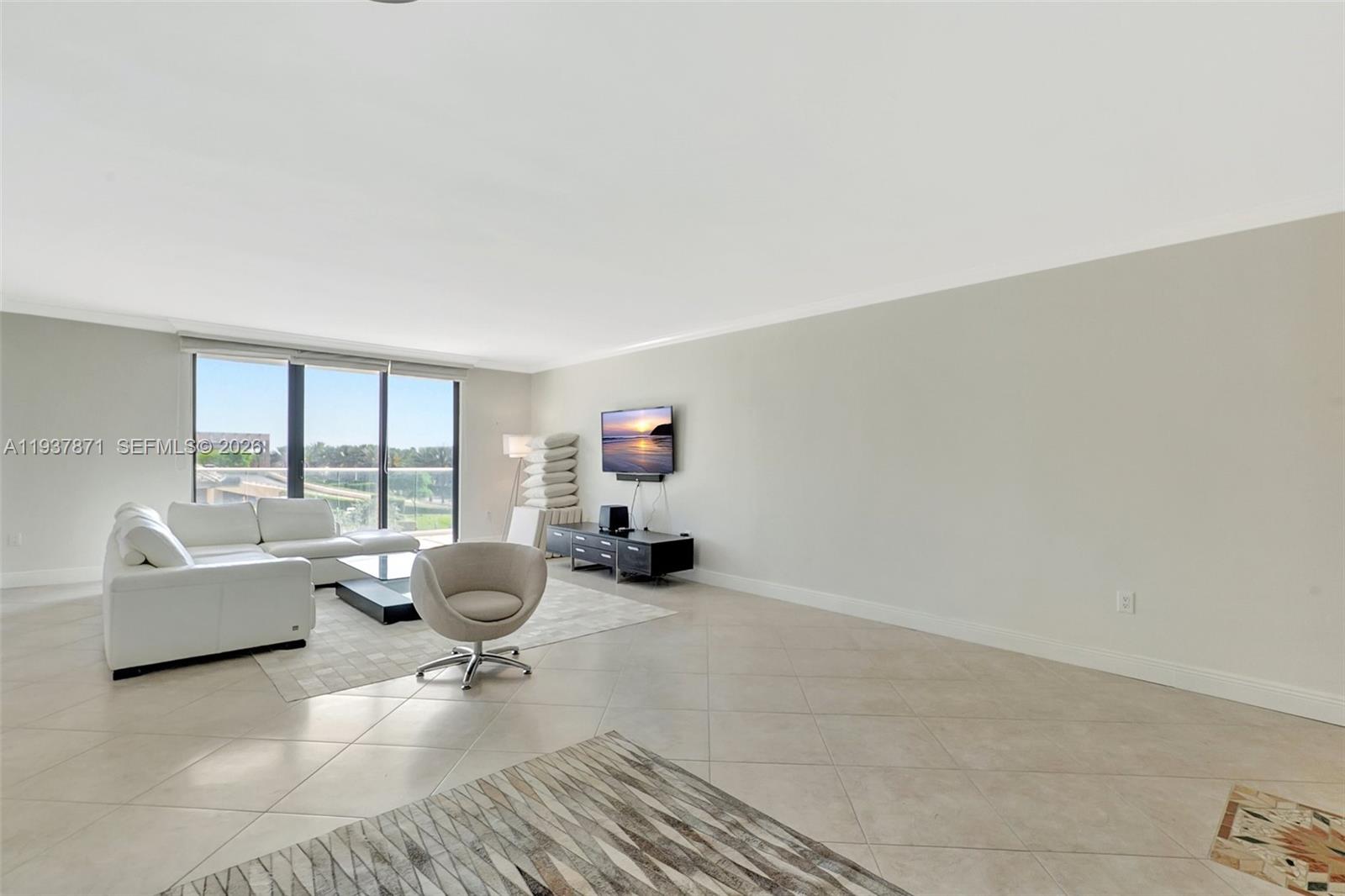 BALMORAL CONDO - Residential