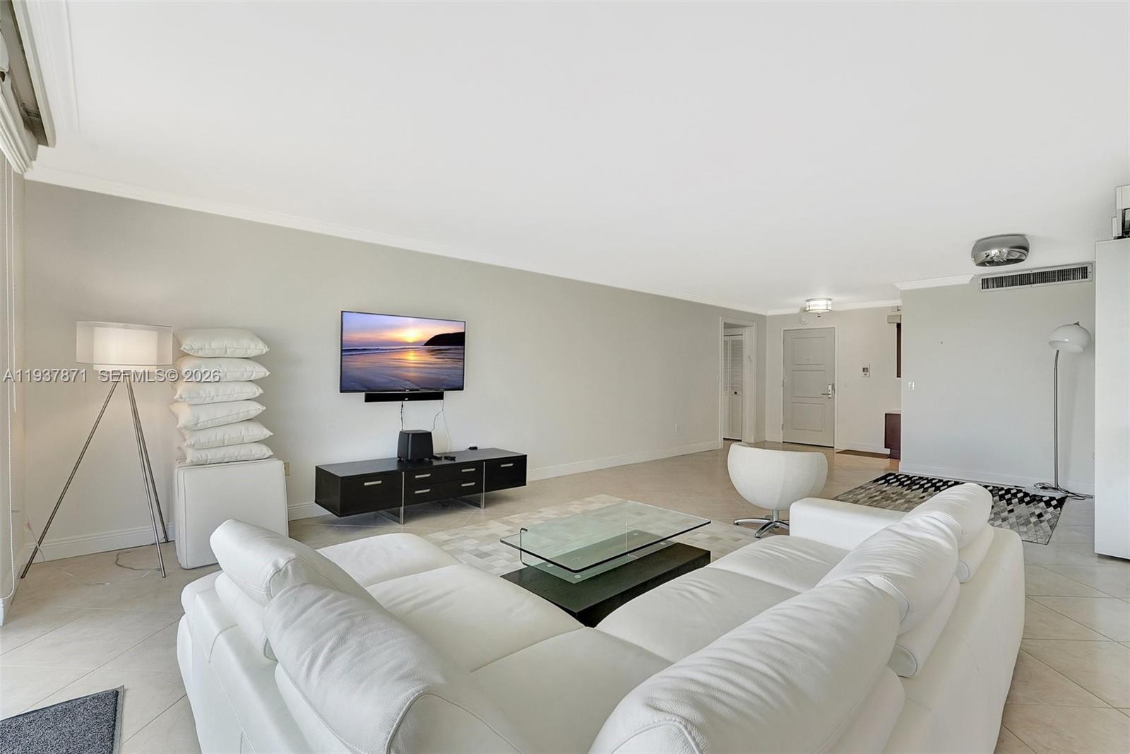 BALMORAL CONDO - Residential