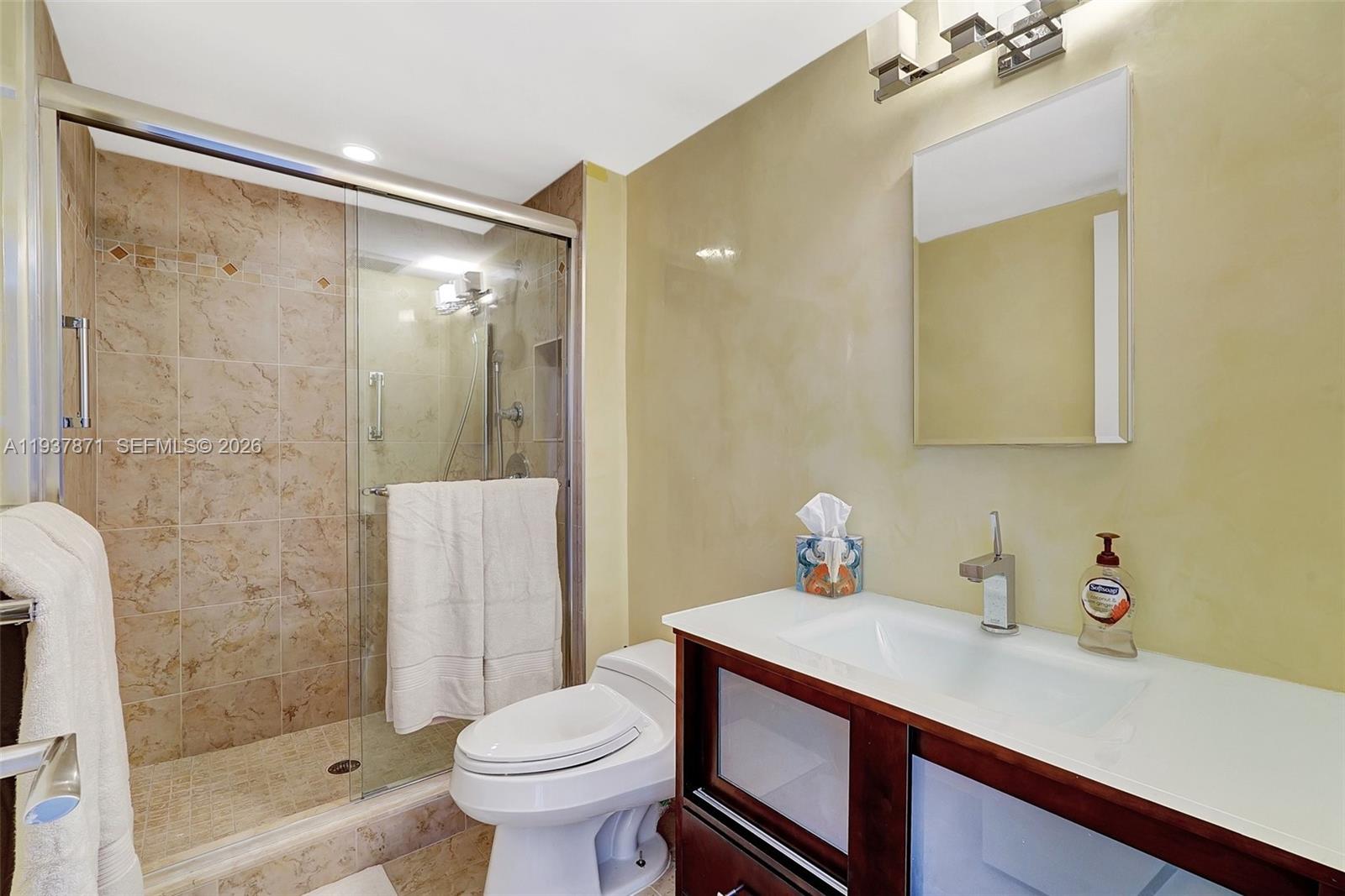 BALMORAL CONDO - Residential