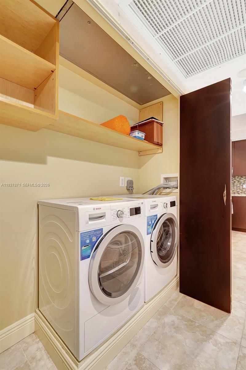 BALMORAL CONDO - Residential