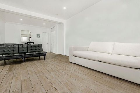 719 Euclid Ave 3 Miami Beach FL 33139